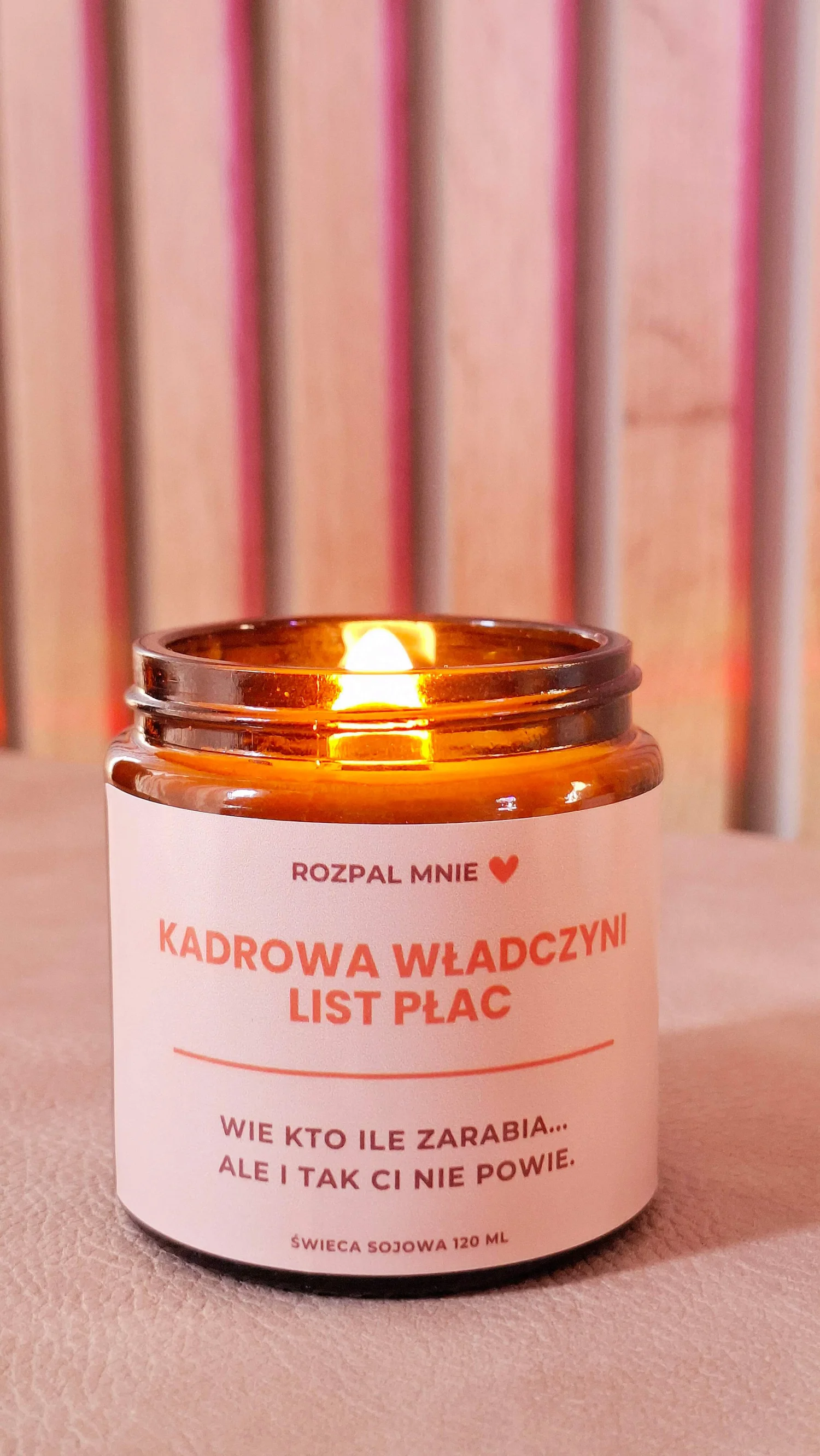 Świeca sojowa dla kadrowej - prezent dla specjalistki kadr i płac