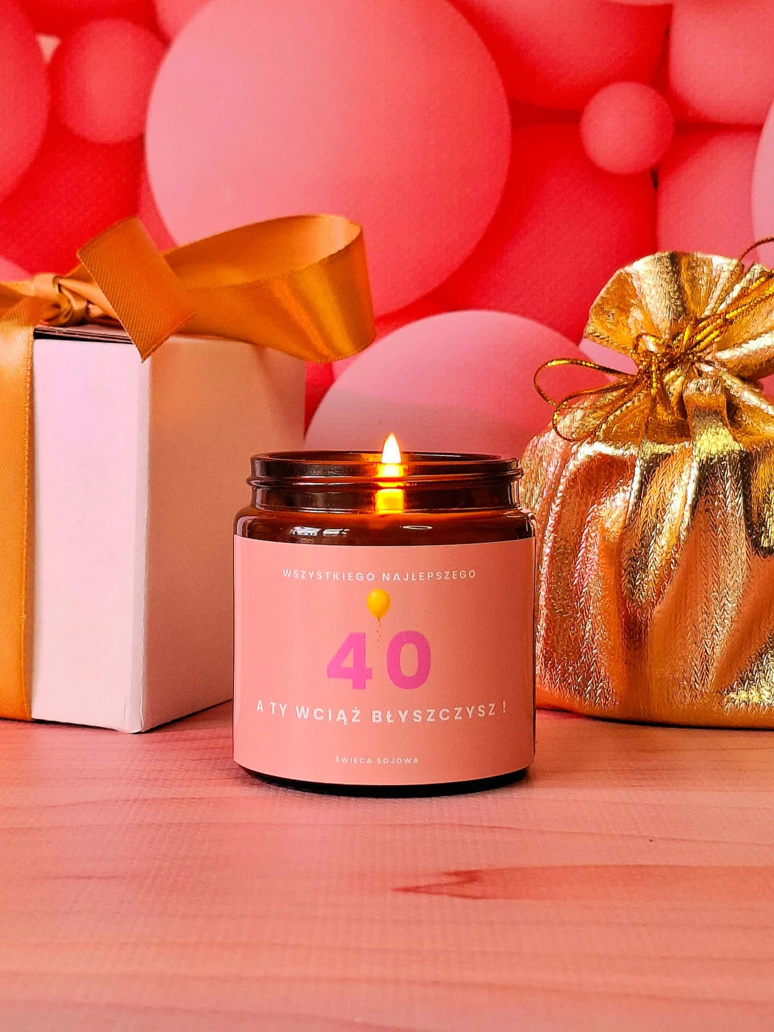 Świeca sojowa z okazji 40 urodzin - prezent dla kobiety zapach prosecco
