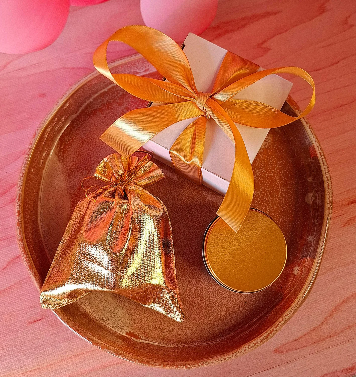 Świeca sojowa na 50 urodziny - pachnący prezent