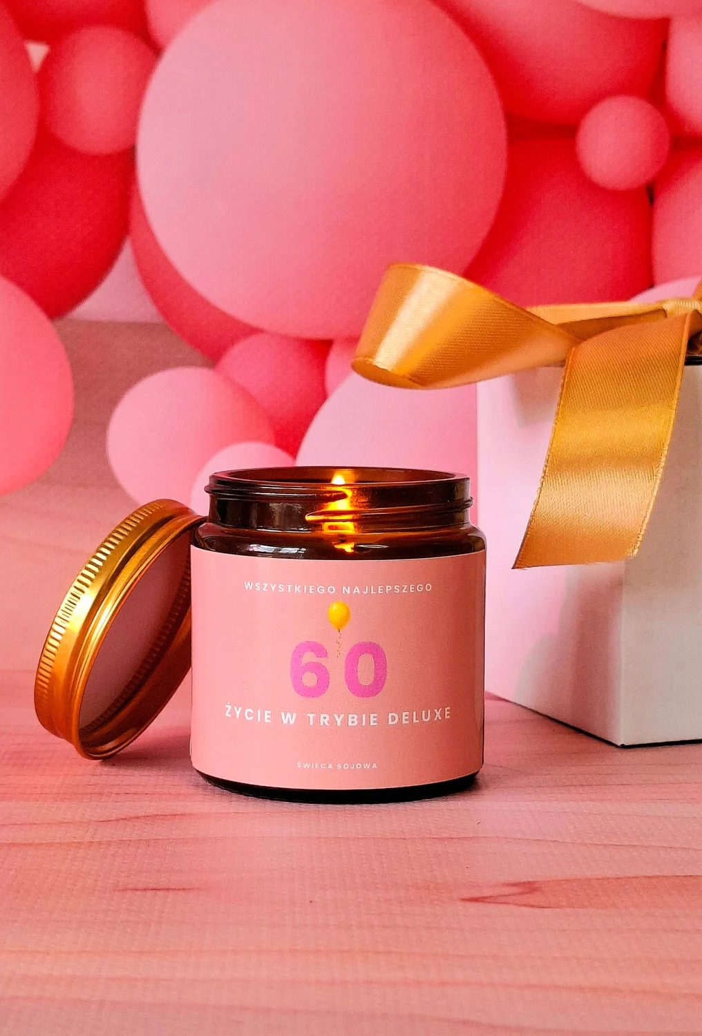Świeca sojowa zapachowa na 60 urodziny