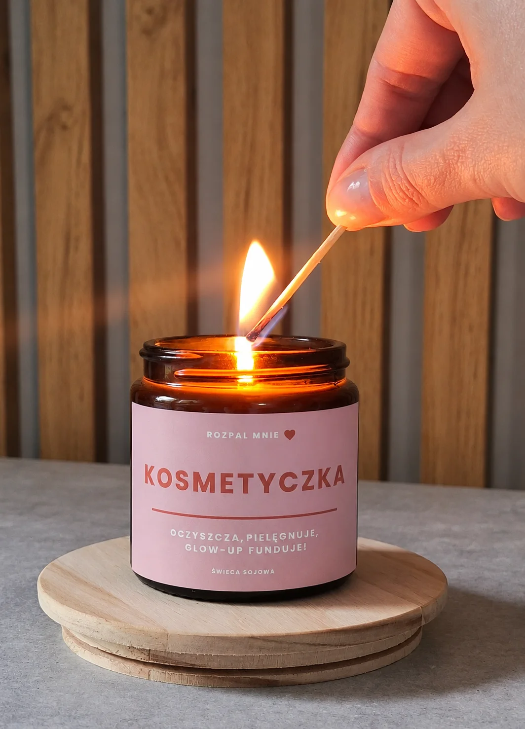 Świeca sojowa KOSMETYCZKA