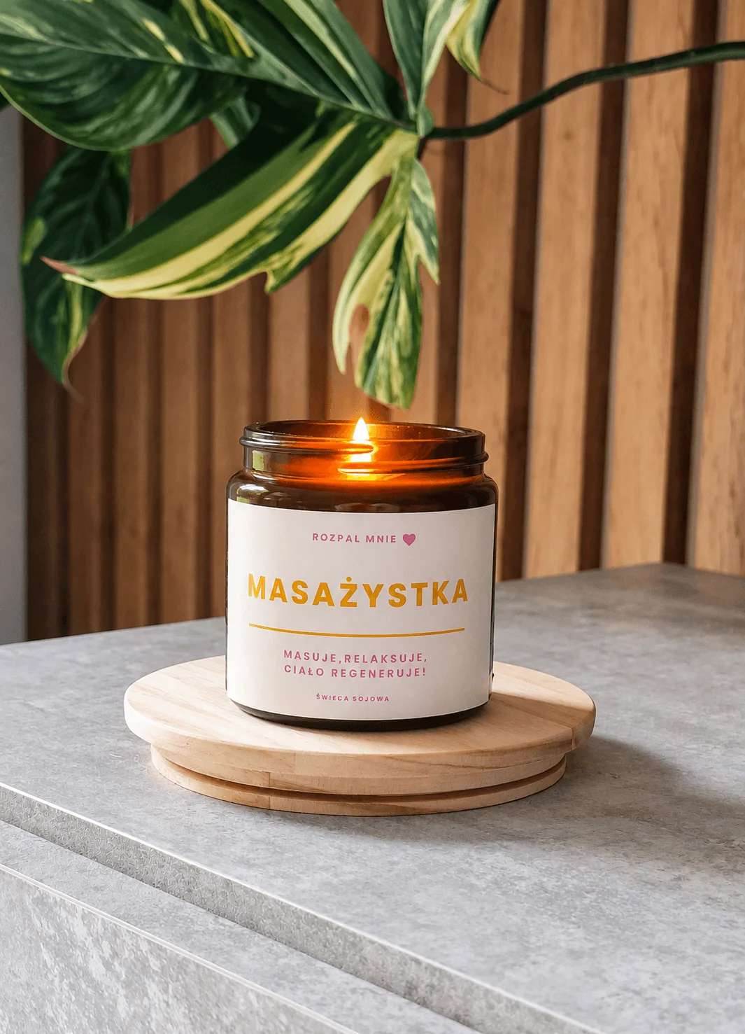 Świeca sojowa MASAŻYSTKA